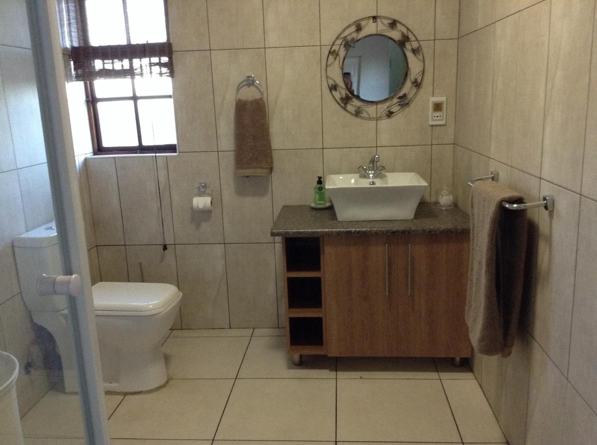 12 On Vaal Drive Guesthouse Vanderbijlpark Kamer foto
