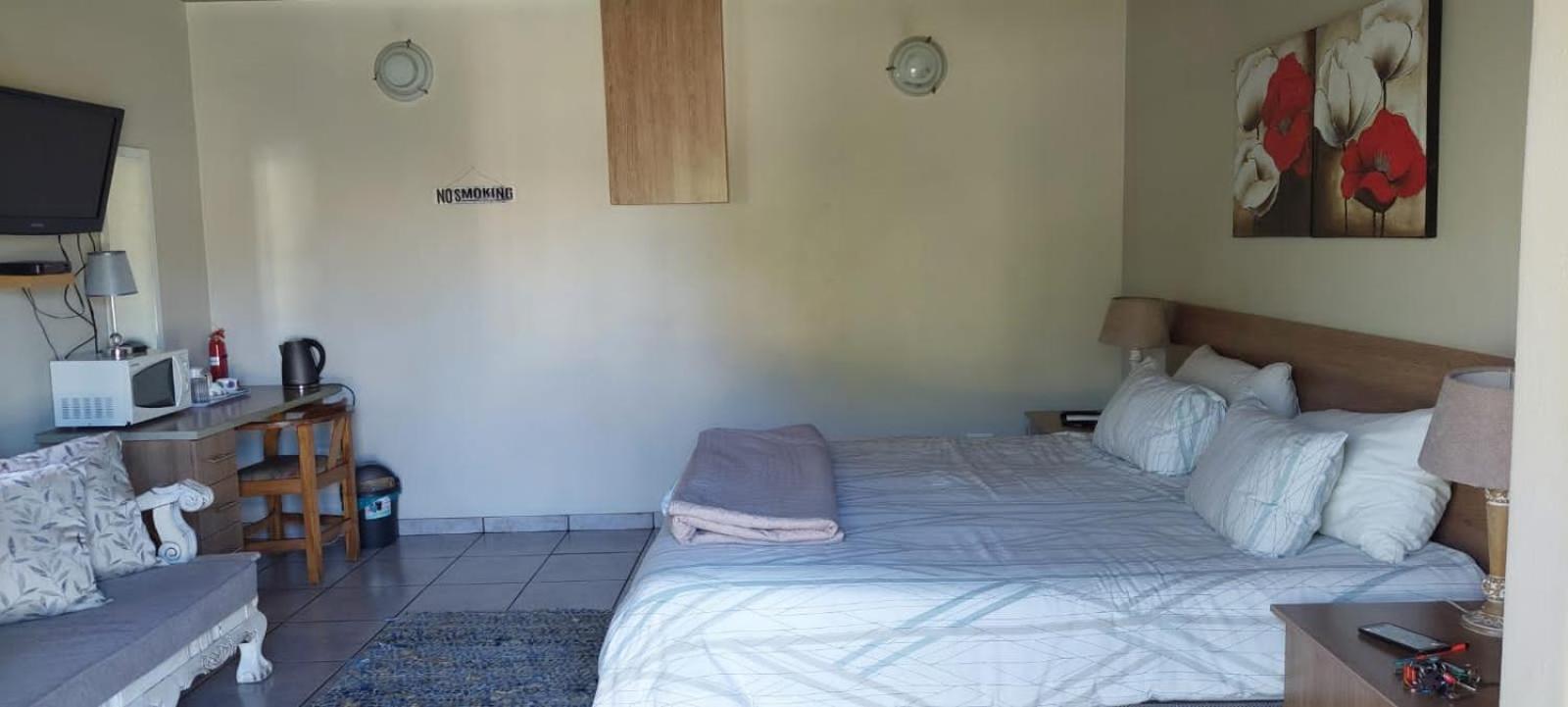 12 On Vaal Drive Guesthouse Vanderbijlpark Buitenkant foto
