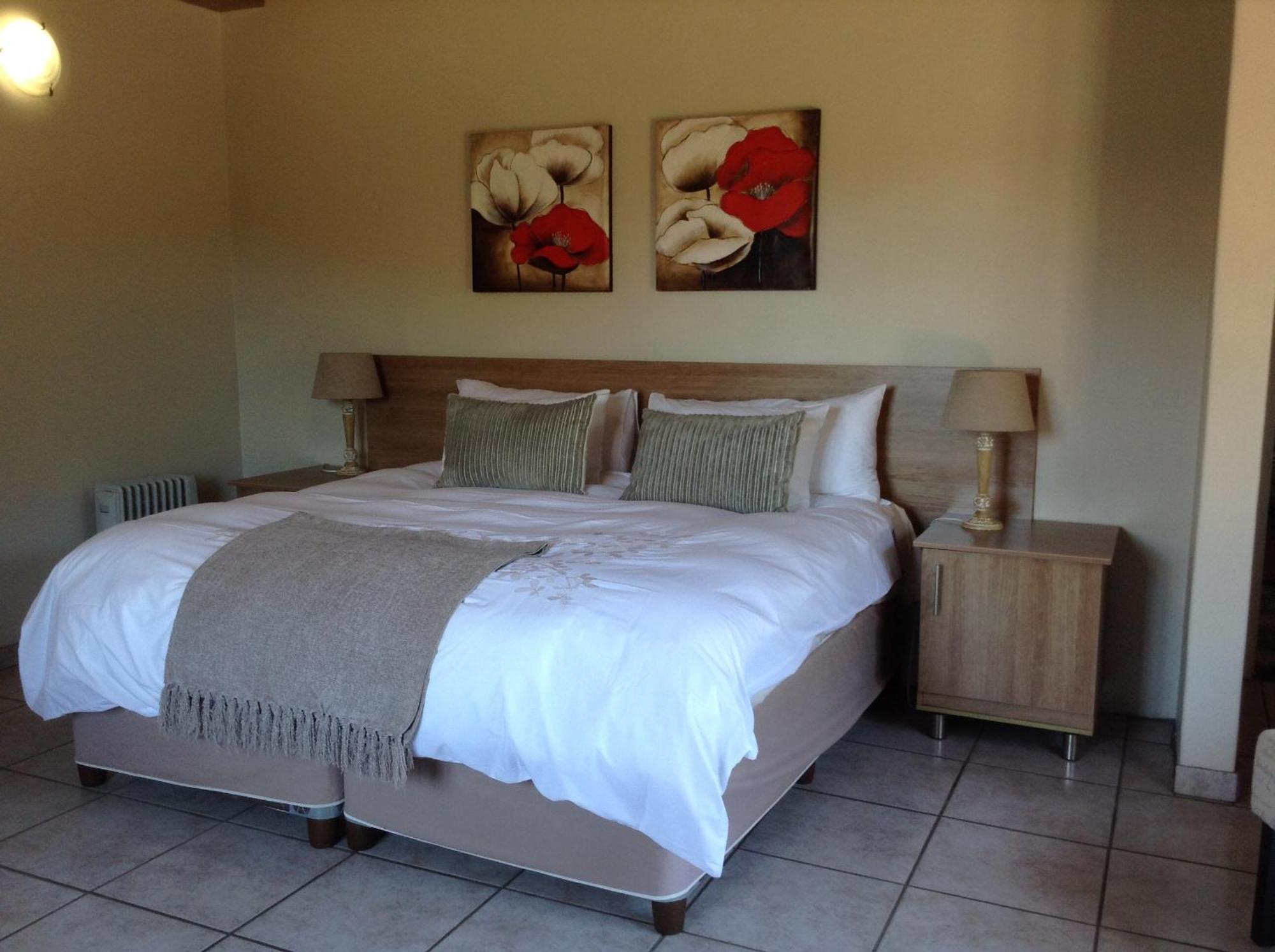 12 On Vaal Drive Guesthouse Vanderbijlpark Kamer foto