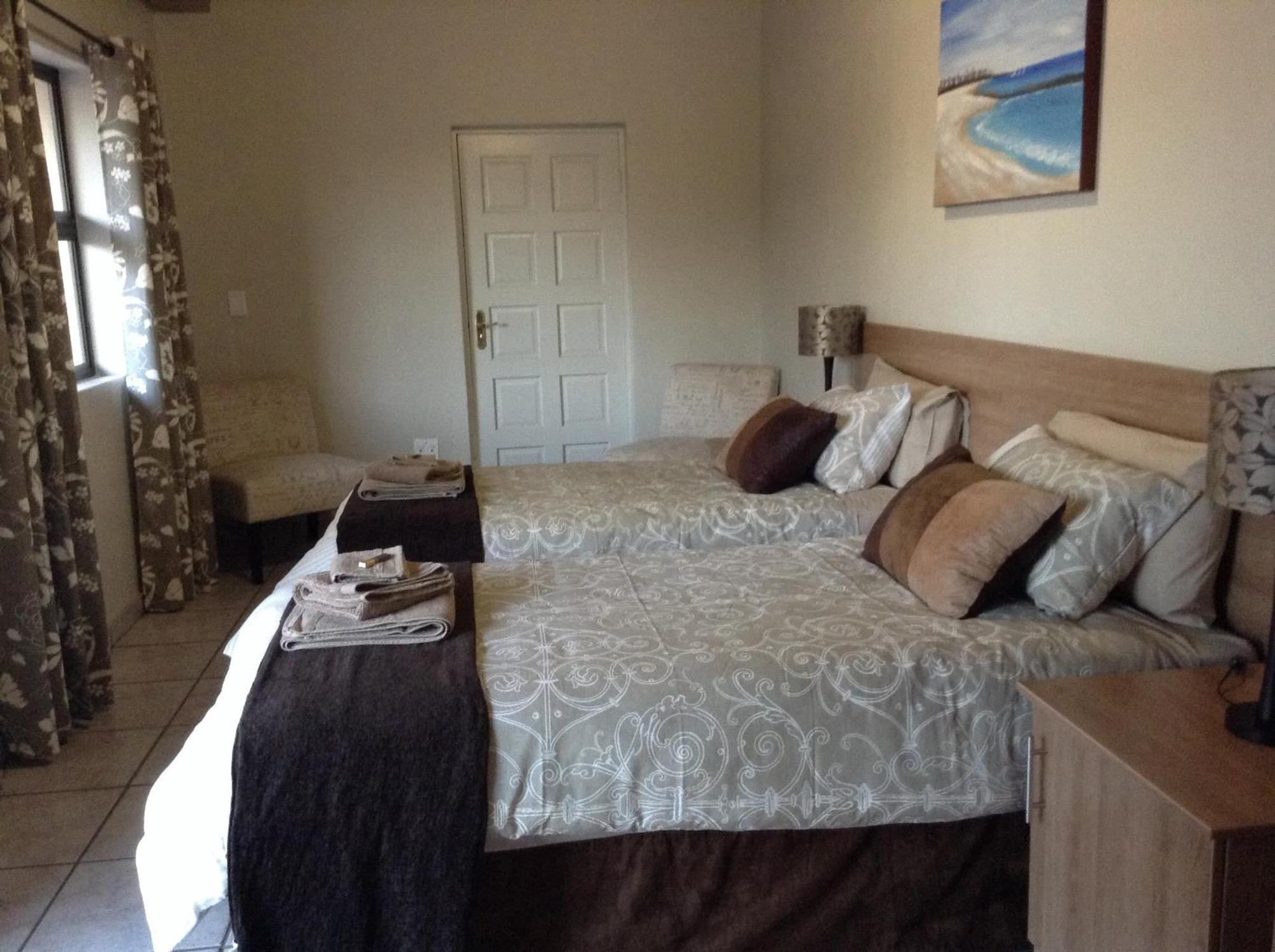 12 On Vaal Drive Guesthouse Vanderbijlpark Kamer foto