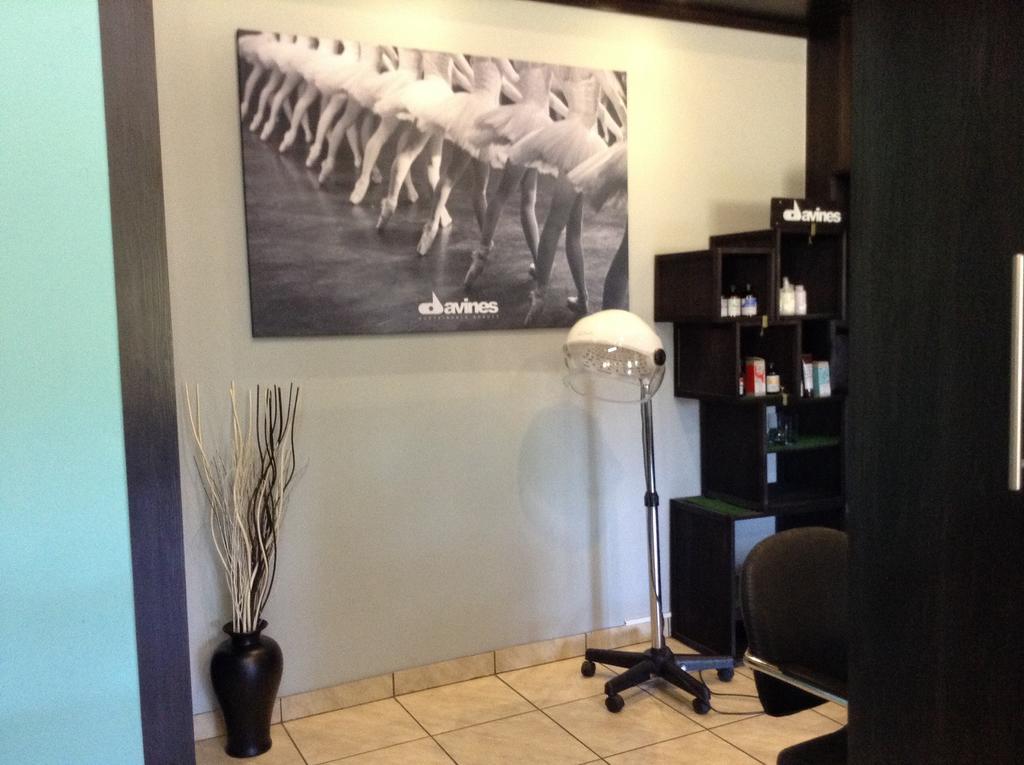 12 On Vaal Drive Guesthouse Vanderbijlpark Buitenkant foto